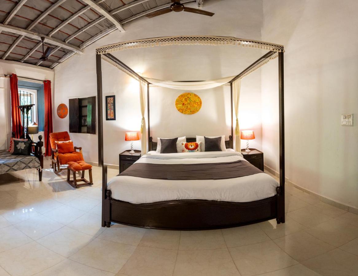 Casa Do Leao A 150 Year Old Portuguese Home Nerul  ภายนอก รูปภาพ